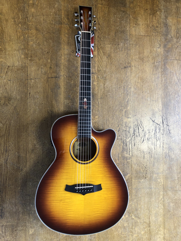 Tanglewood TWX4CEFM Winterleaf SFCE. Sunburst Flame Maple top.
