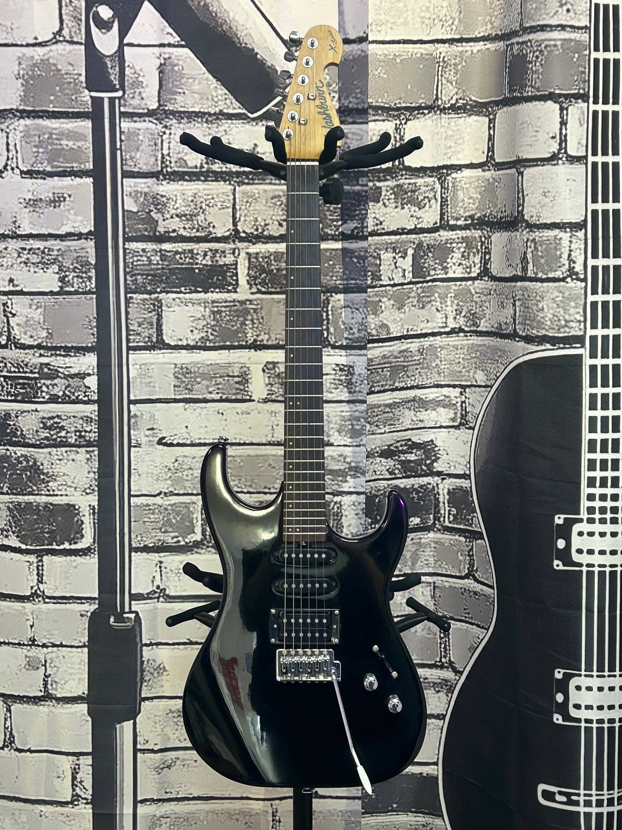 Washburn X-Series Electric Guitar - Black